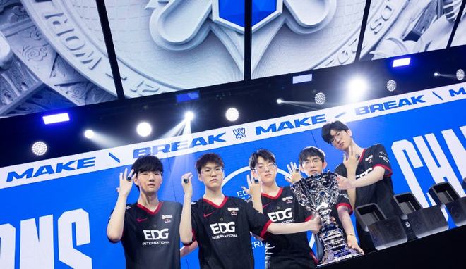 詹姆斯谈自己最爱四部电影：好家伙、美国之旅、角斗士和教父一二部