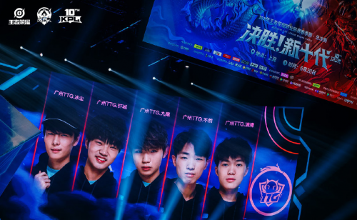 他在比赛中 他在比赛中