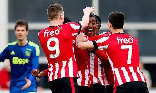 背后隐藏着 背后隐藏着